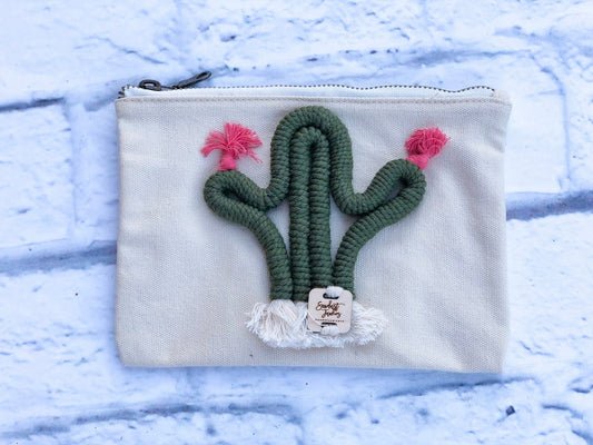 macramé cactus makeup bag with two blooms