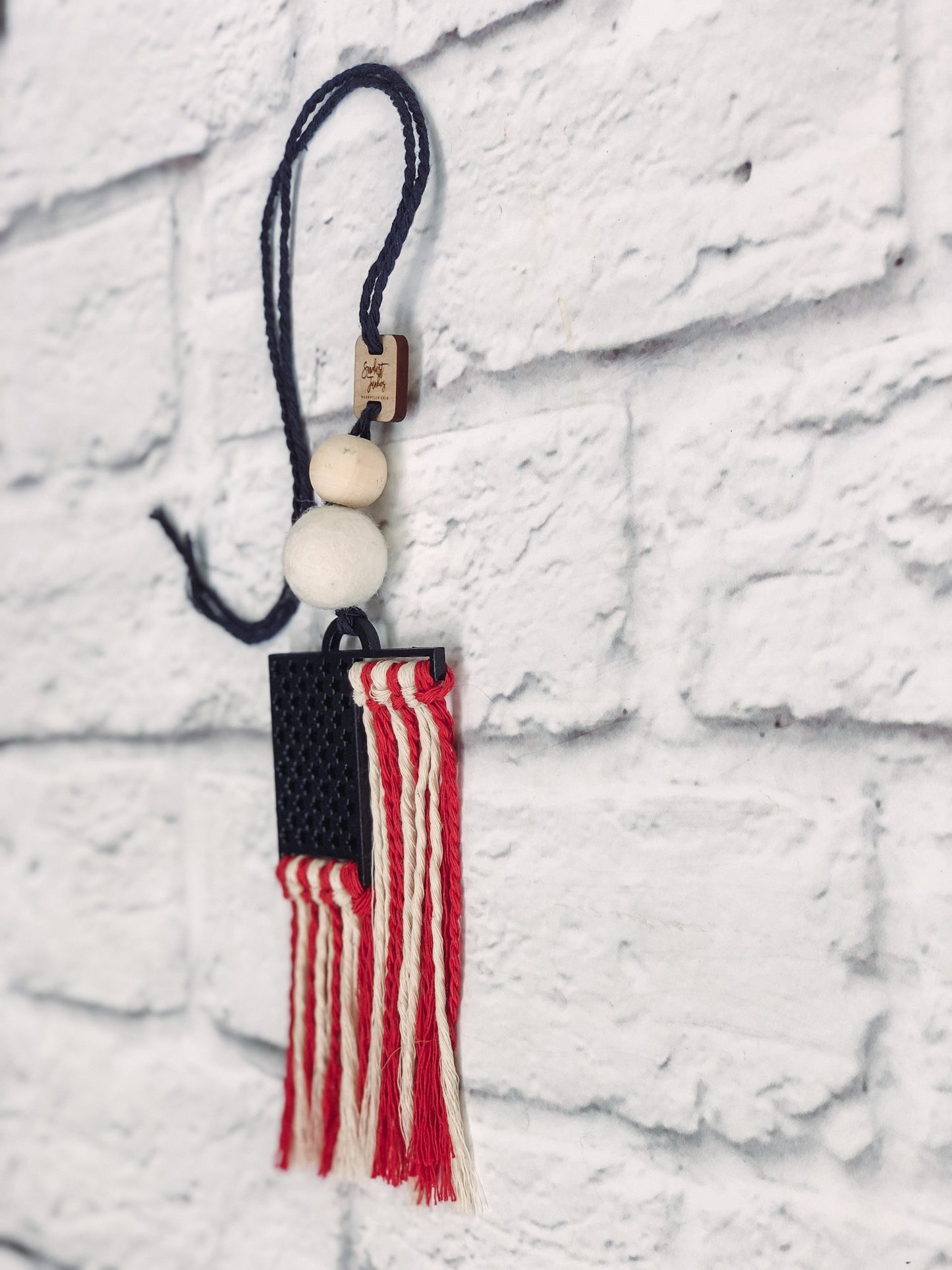 wooden american flag oil diffuser
